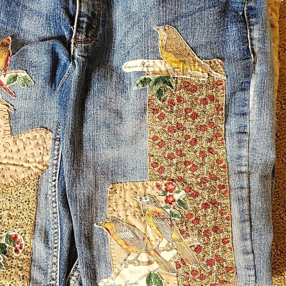 HAND CRAFTED Jeans UPCYCLED Blue Denim Patchwork Bird Floral Applique Size 6 - Picture 11 of 17